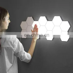 2020 Amazon DIY Hexagon Light Electronics Touch Sensor Wall Decorative Hexagon Honeycomb Quantum Led Modular Light thumbnail-5