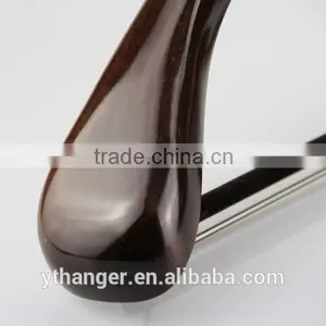 WSL013 Sshiny Uit Hanger With Locking Bar Shine Brown Wood Hangers for Clothes thumbnail-3