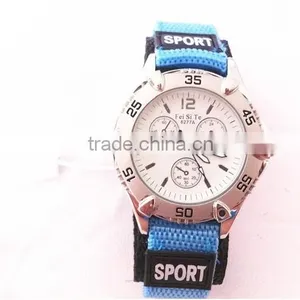 Fashion Woven Sports Watch for Kids thumbnail-1