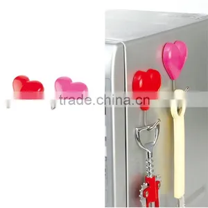Heart Magnet Hook thumbnail-1