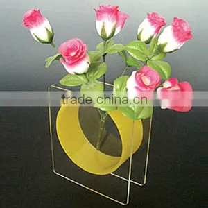 Modern Design Lovely Shape Home Decoration Clear Acrylic Flower Vase thumbnail-5