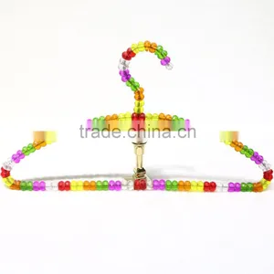 Colorful Pearl Cloth Hanger thumbnail-3