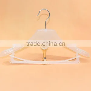Wholesale Easy Plastic Clothes/coat/suit Hanger for Suit Display thumbnail-3