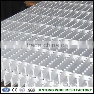 Concrete Steel Grating Heavy Duty Steel Grating Iron Welded Stair Treads Steel Grating thumbnail-1
