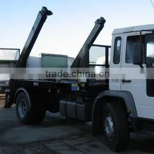 Skip Loader Truck thumbnail-1