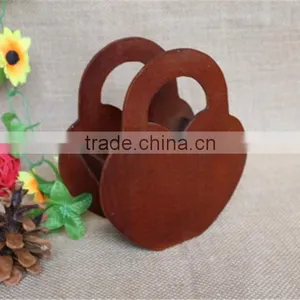 Wine Red Color Decorative Small Hanging Wooden Key Boxes With Handle thumbnail-2