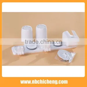 Strong Suction Cup Toothbrush Holder Wash Rack Holder Toothbrush Holder Shaver Hanger Bathroom Sets thumbnail-3