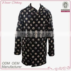 China Manufacturer Stylish Blacked Insulated Black Denim Hooded Mens Jacket With Print thumbnail-1