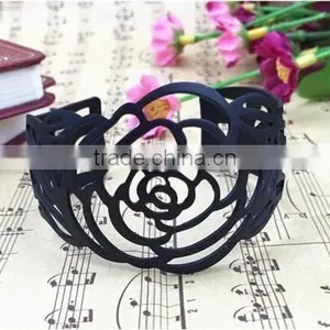 Elegant Metal Floral Bracelet Bangles, Silver Charm Hollow Flower Bangle Vners Jewelry thumbnail-5