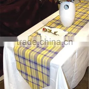 Decorative Jacquard Home Reataurant Satin Table Runner thumbnail-3