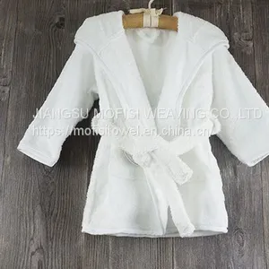 High Quality Comfortable Luxury Unisex Baby Bathrobe thumbnail-1