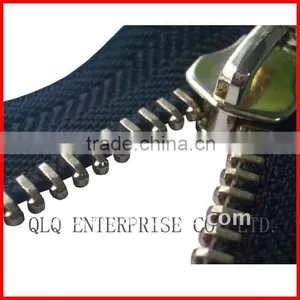 Open End Metal Zipper thumbnail-1