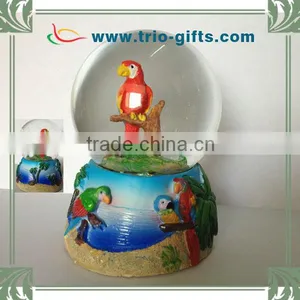 Polyresin Water Ball thumbnail-1