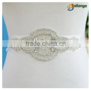 China Wholesale New Fashion Wholesale Bridal Pearl Bead Rhinestone Triming for Bridal Dress thumbnail-1