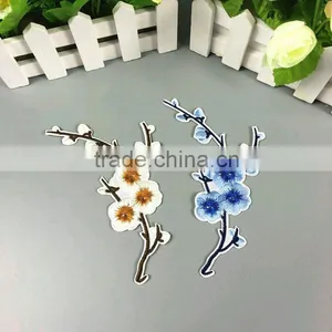 Custom New Wholesale 3D Plum Blossom Embroidery Patches for Clothes thumbnail-1