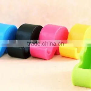 Novelty Colorful Elephant Animal Customized Silicone Phone Display Stand thumbnail-1