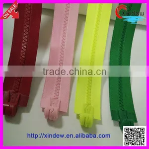 Single Hand Magnet Zipper thumbnail-3