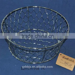 Metal Wire Fruit Basket thumbnail-1
