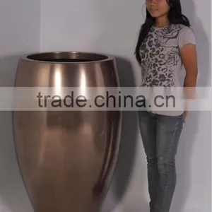Bronze Planter thumbnail-2