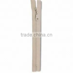 3# Plastic Zipper Close-End Auto Lock Slider thumbnail-1