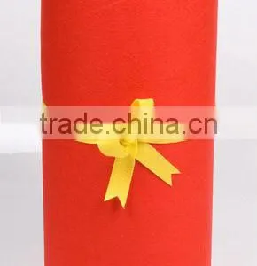 Soft Scarlet Non Woven Fabric Material thumbnail-1