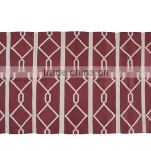 Wavy Trellis Pattern Rug thumbnail-1