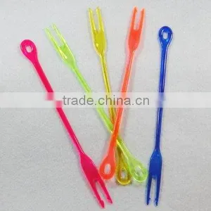 Fish Spear Swizzle Stick / Muddler / Plastic Fish Spear Stirrer / Drink Stirrer thumbnail-1
