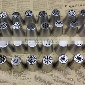 12pcs Set Cake Decorating Nozzles Russian Piping Icing Tips With Couple Baking & Pastry Tools thumbnail-5