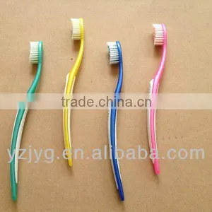 2013 New Design Cheap Toothbrush thumbnail-1