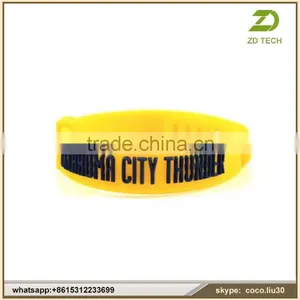 Factory Directly Custom Hole Adjustable Silicone Bracelet / Wristband / Rubber Band With Metal Buckle ZDS2021 Quality Choice thumbnail-2