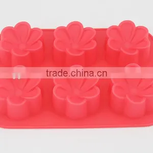 12 in 1 Silicone Baking Cake Moulds thumbnail-6