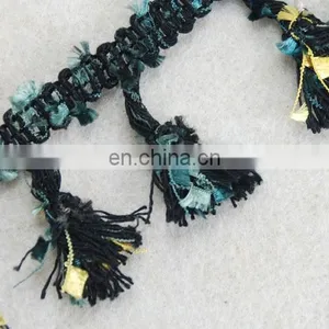 Top Fashion Multico Design Pompom Fringe Tassel Trim for Winter Season Garments thumbnail-6