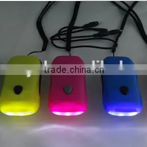 New 3LED Hand Crank Rechargeable Plastic Flashlight thumbnail-3