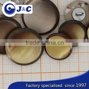 2015 Cheap Dying, Spraying, Electroplate, Laser Logo ,printing,Resin Doming Trocas Shell Button thumbnail-1