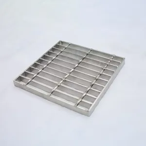 Light Steel Structure Platform With Grating, Handrails, and Anti-Slip Treads thumbnail-4
