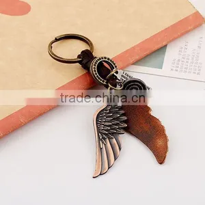 Custom Made Leather Keychain Genuine Leather Keychain With Metal Wing thumbnail-4