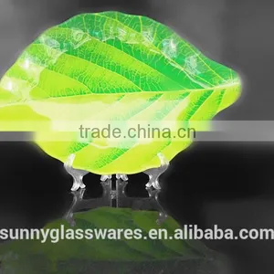 The Leaves of Lucky Glass Plate thumbnail-2