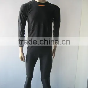 Newest Style Compression Shirt for Training & Running & Taking Exercise thumbnail-1