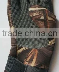 Diving Gloves thumbnail-1