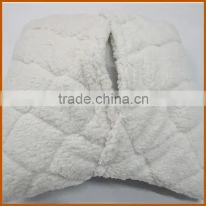 Wearable 100% Polyester Bulk Wholesale Dyed Pillow thumbnail-4