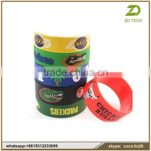 Factory Directly Custom Hole Adjustable Silicone Bracelet / Wristband / Rubber Band With Metal Buckle ZDS2021 Quality Choice thumbnail-4