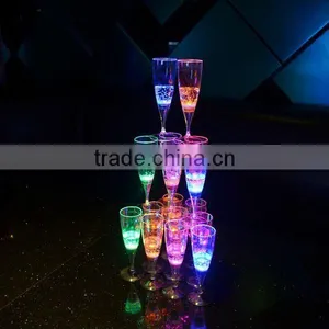 LED Liquid Active Champagne Glass 150 ml for Party Hotel Event thumbnail-1