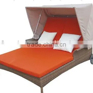 Stylish Outdoor Double Lounge Rattan Patio Canopy Sun Bed thumbnail-2