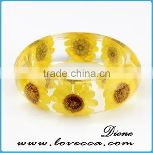 Wholesale Elegant Hand-made Resin Jewelry Real Flowers Bracelet thumbnail-2