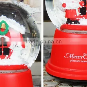 Hot Selling Polyresin Christmas Snow Globe Christmas Santa Snow Globe thumbnail-2