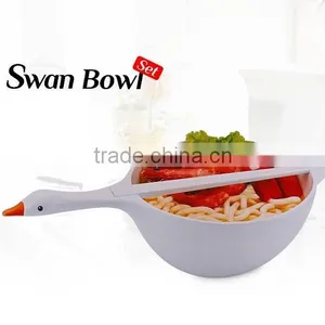 Creative Plastic Swan Bowl Set thumbnail-1