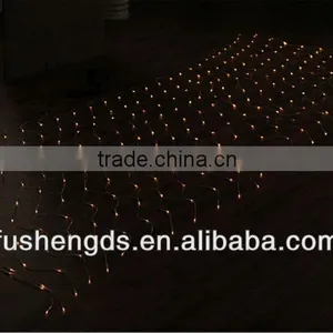 Solar Powered Christmas Net Light for Wall Decoration thumbnail-5