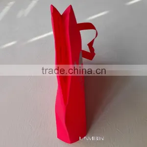 Environmental Non-woven Hand Bag for Children's Apparel thumbnail-3