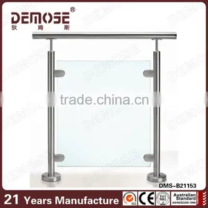 Outdoor 12mm Clear Tempered Terrace Glass Railing thumbnail-1