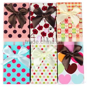 Small Paper Jewelry Box thumbnail-2